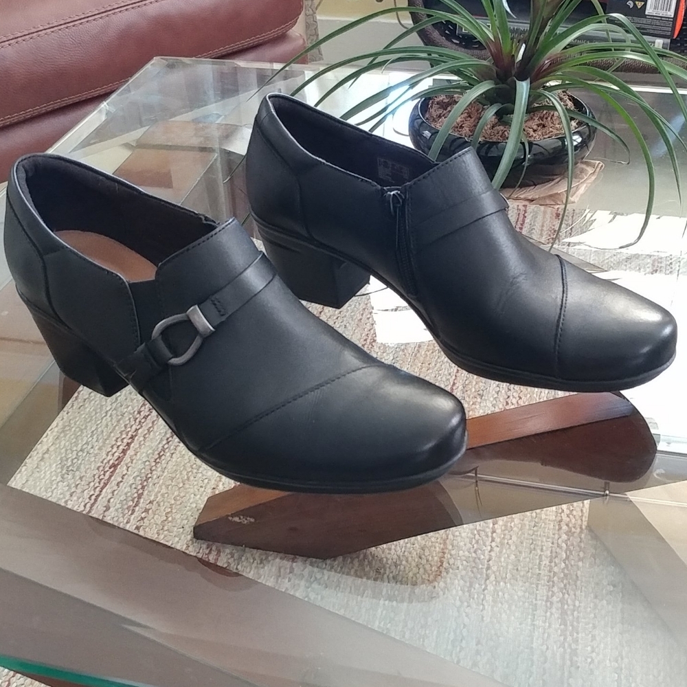 Clark's Black Leather Comfort Loafer Booties 10